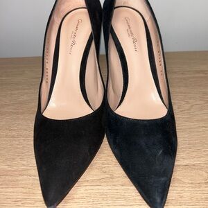 Gianvito Rossi Black Suede Pointed Pumps